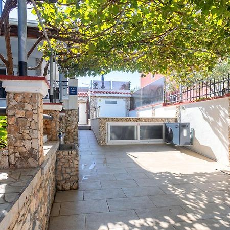 Holiday House Iva Slatine Exterior foto