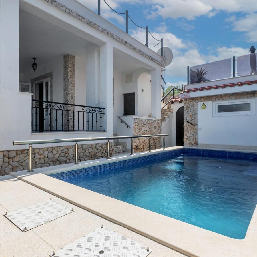 Holiday House Iva Slatine Exterior foto